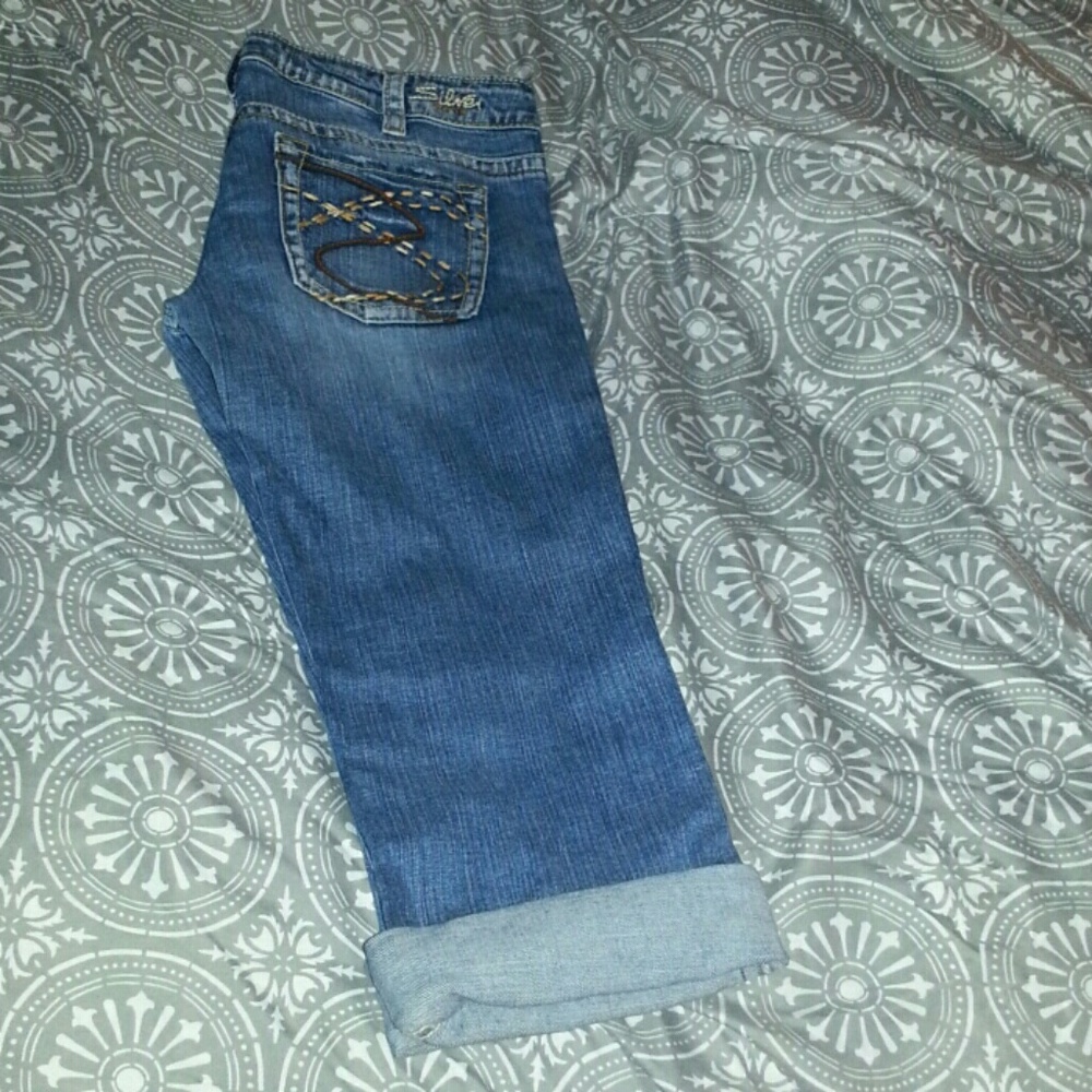Silver Jeans Capris